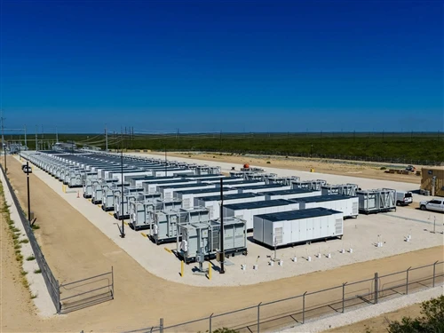 Kokie yra pagrindiniai JAV energijos saugojimo sprendimų aspektai?